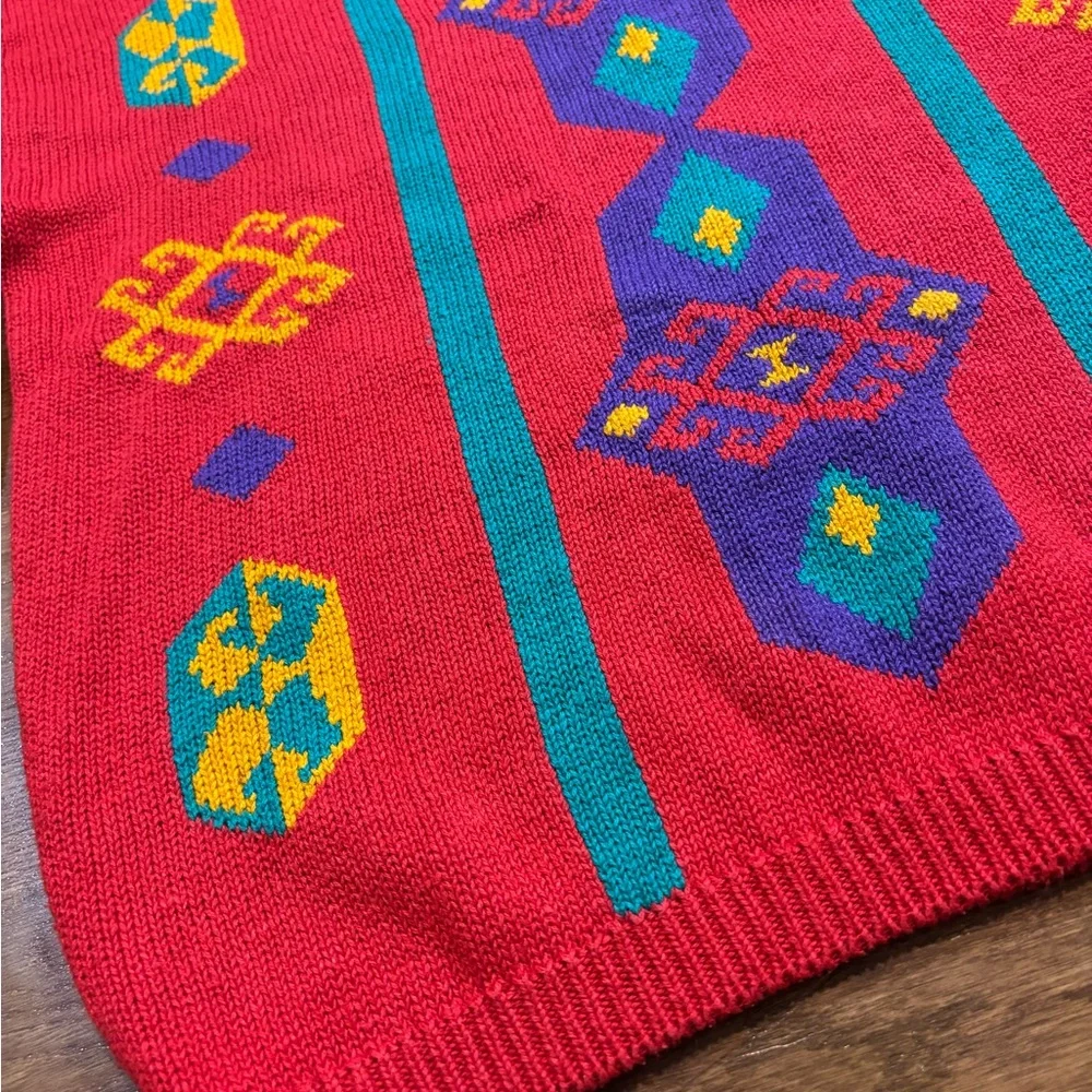 Vintage Red Geometric Knit Sweater | Oversized Retro Pattern | XL - Picture 2 of 11